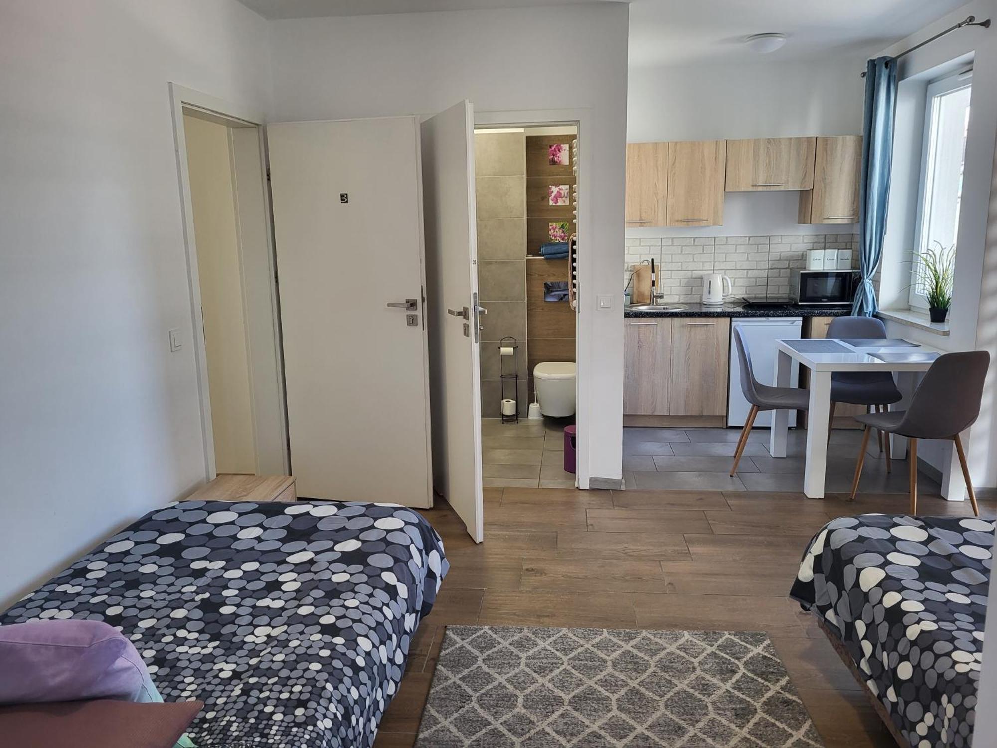 Pokoje - Studio Gliwice I Przy Onkologii Esterno foto