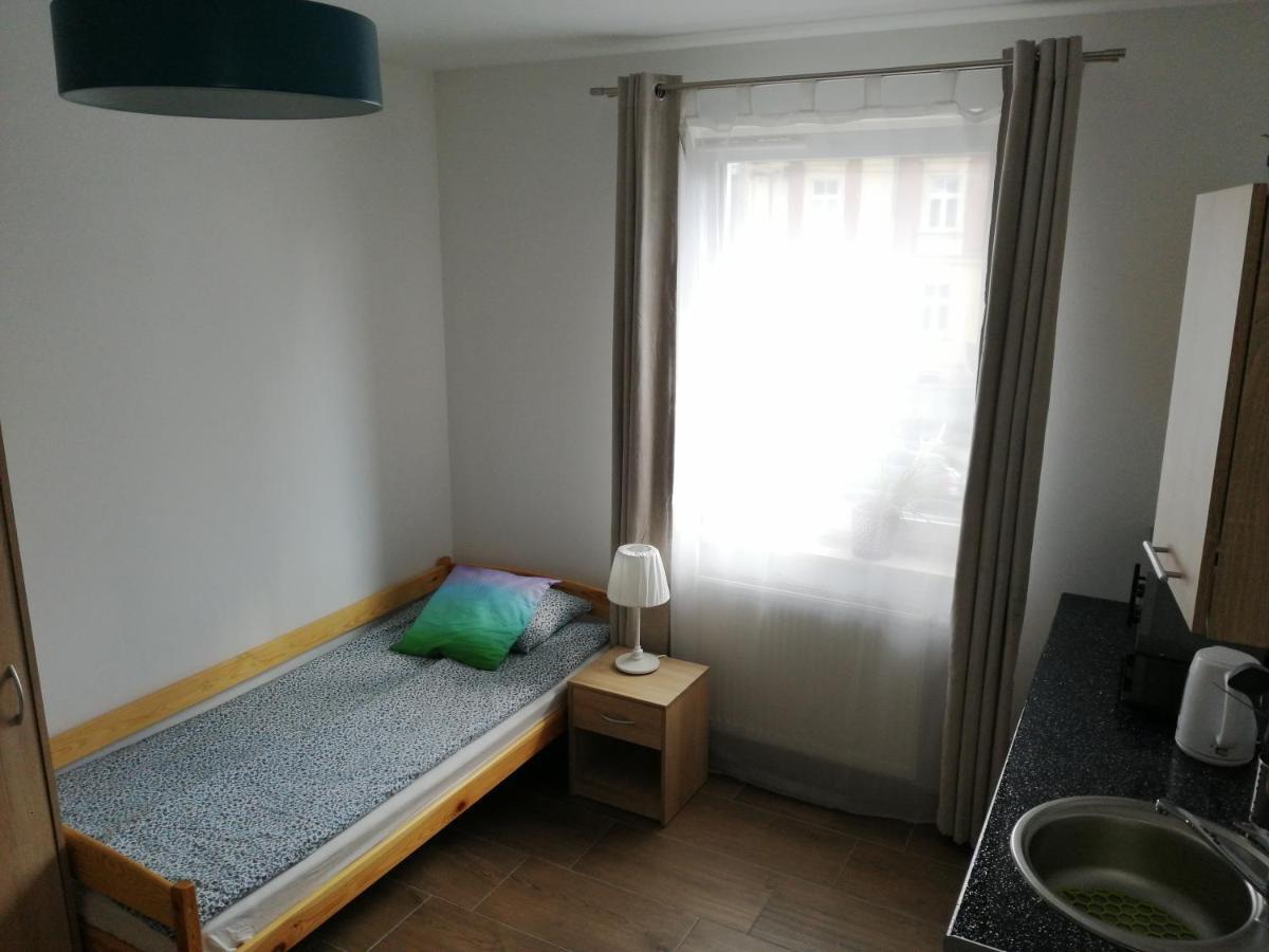 Pokoje - Studio Gliwice I Przy Onkologii Esterno foto